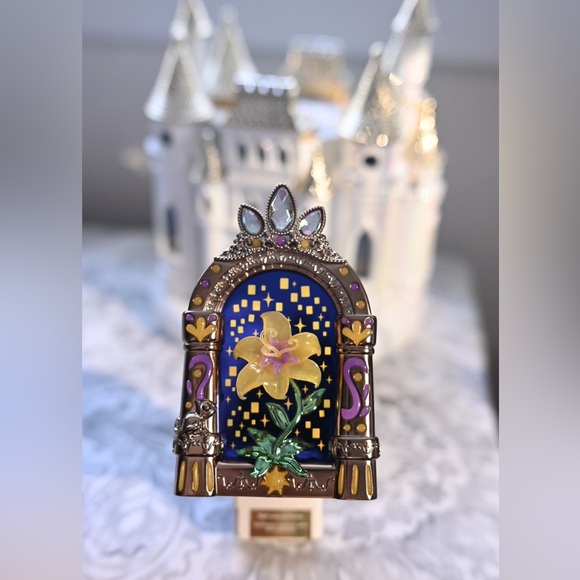 Rapunzel Bath & Body Works Disney Princess Wallflower Set - Picture 5 of 6